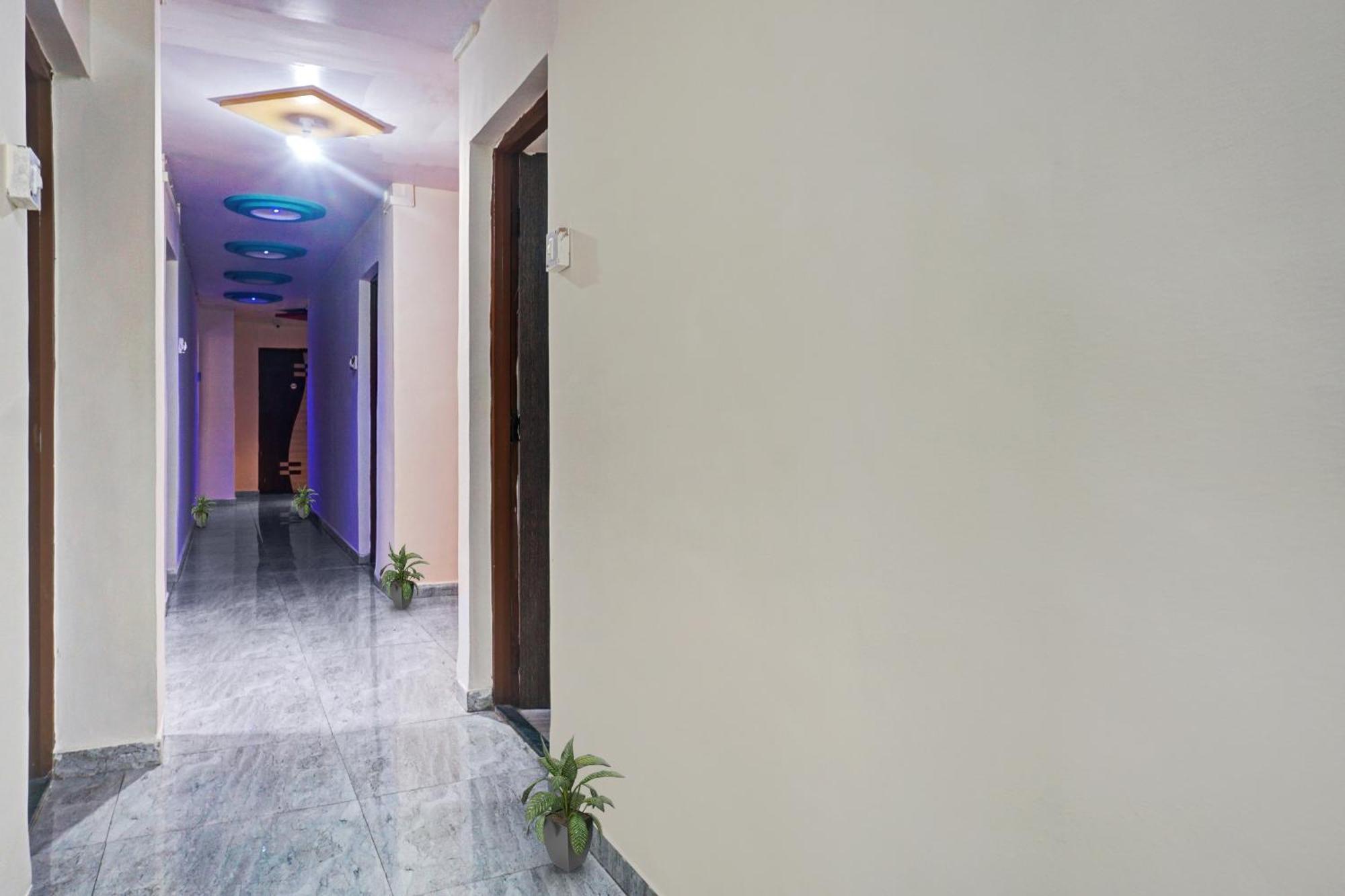 Hotel O Manav Shree Lodge Phursungi Exterior foto
